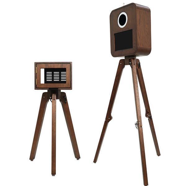 Model 133: Red Oak Wooden DSLR Photo Booth Shell with 13.3 Inches Touch  Screen