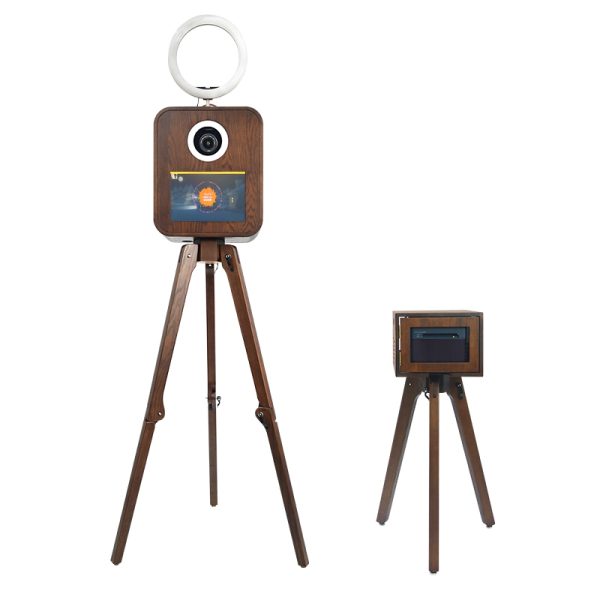 RCM133 Red Oak Wood Vintage DSLR Photobooth